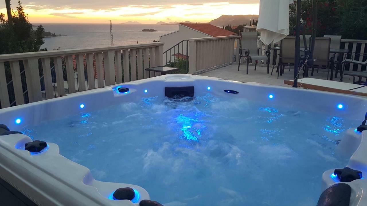 Sunset Villa 察夫塔特 外观 照片